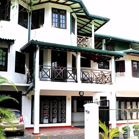 Kandy Holiday Home Esterno foto