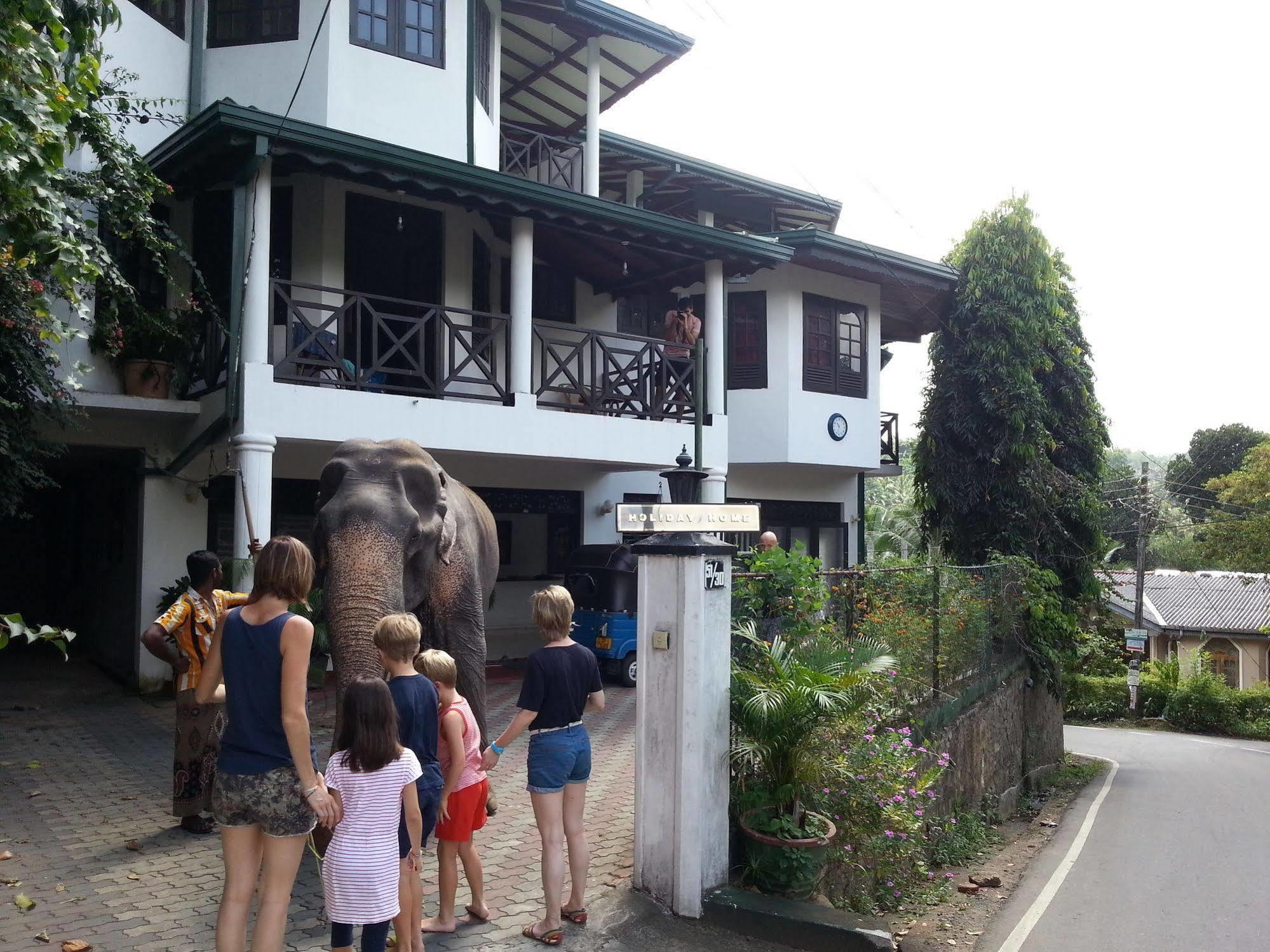 Kandy Holiday Home Esterno foto