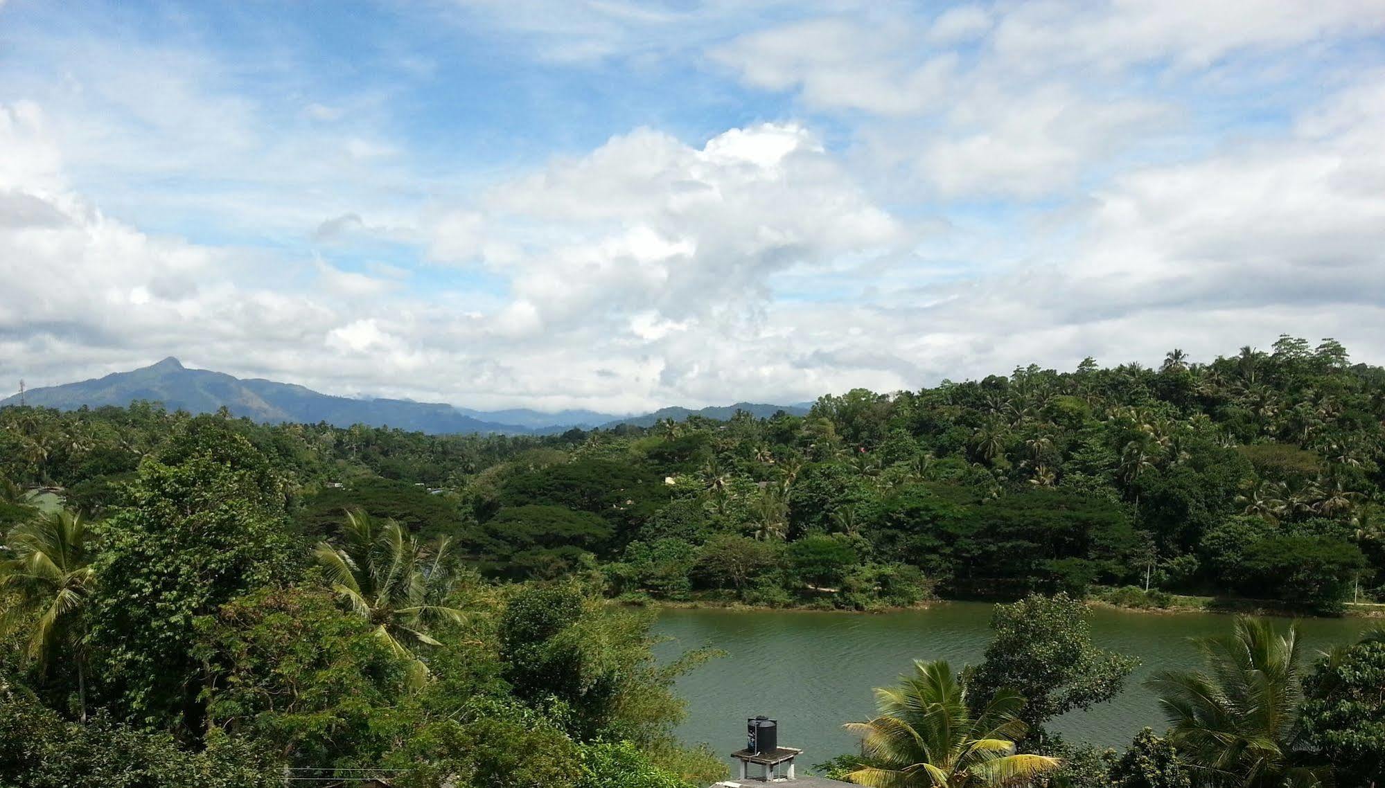 Kandy Holiday Home Esterno foto